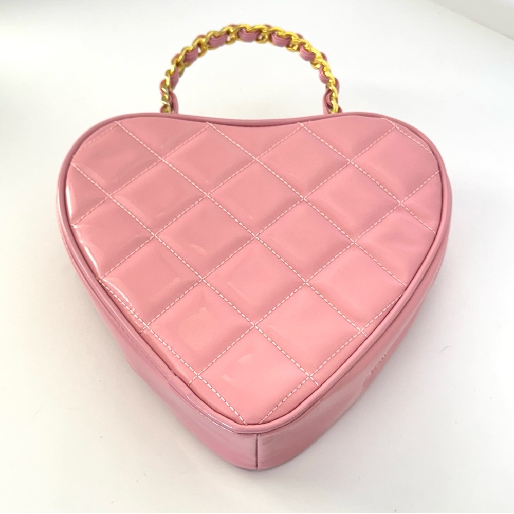 Bundle🛍️ TRULY Los Angeles Accessory Pink Quilted Bag Skincare Nail Polish - Picture 8 of 8